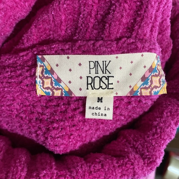 Pink Rose Turtleneck Cropped Sweater NWOT Size M - Picture 9 of 10
